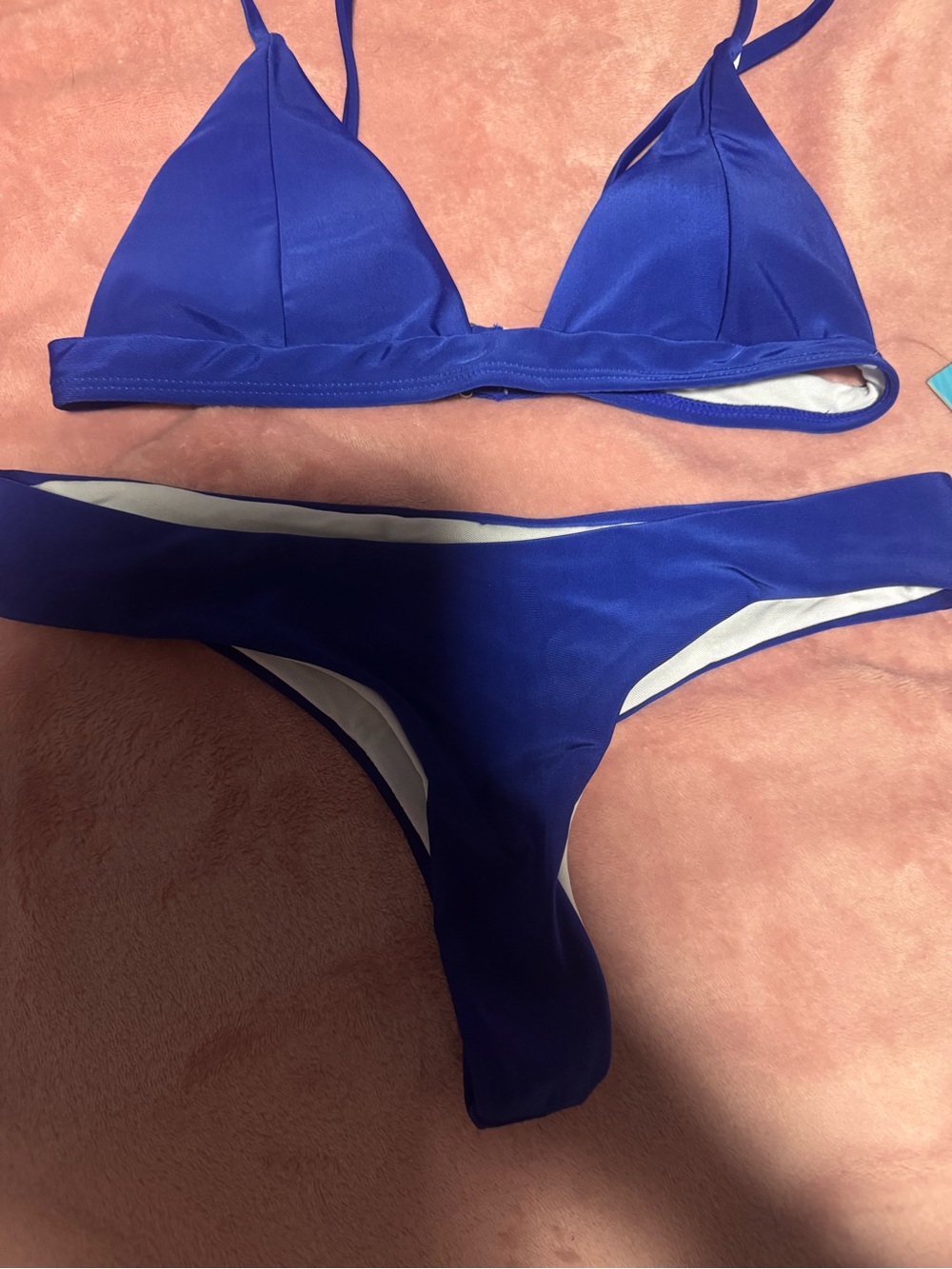 Cupshe - Picture 2 of 5